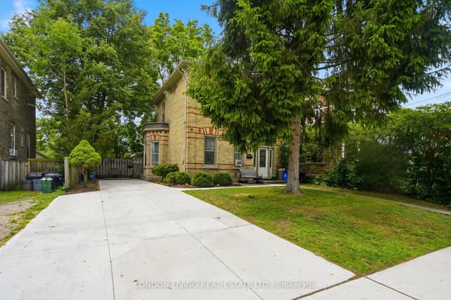 Triplex at 485 English Street, London East, ON N5W 3T6