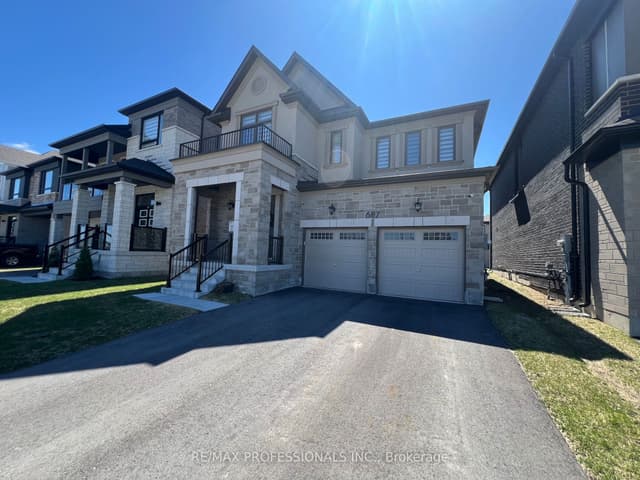 Detached at 687 Lamb Street, Innisfil, ON L9S 0R7