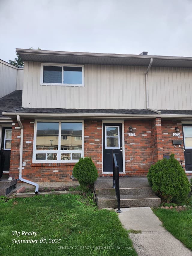 Condo Townhouse at 100 Brownleigh Avenue 276, Welland, ON L3B 5V8