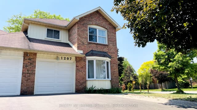 Link at 1207 Potters Wheel Crescent, Oakville, ON L6M 1J3
