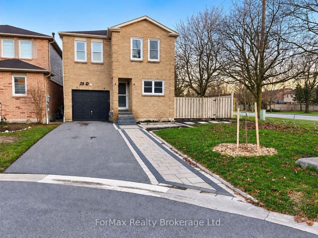Detached at 23 Drew Court, Whitby, ON L1N 8X6