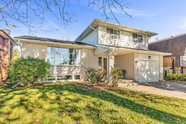 Detached at 40 Keats Crescent, Guelph, ON N1G 3B2