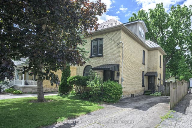 Detached at 25 Locust Street, St. Thomas, ON N5R 2C2