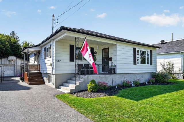 Detached at 137 Jarvis Street, Cornwall, ON K6H 5J1