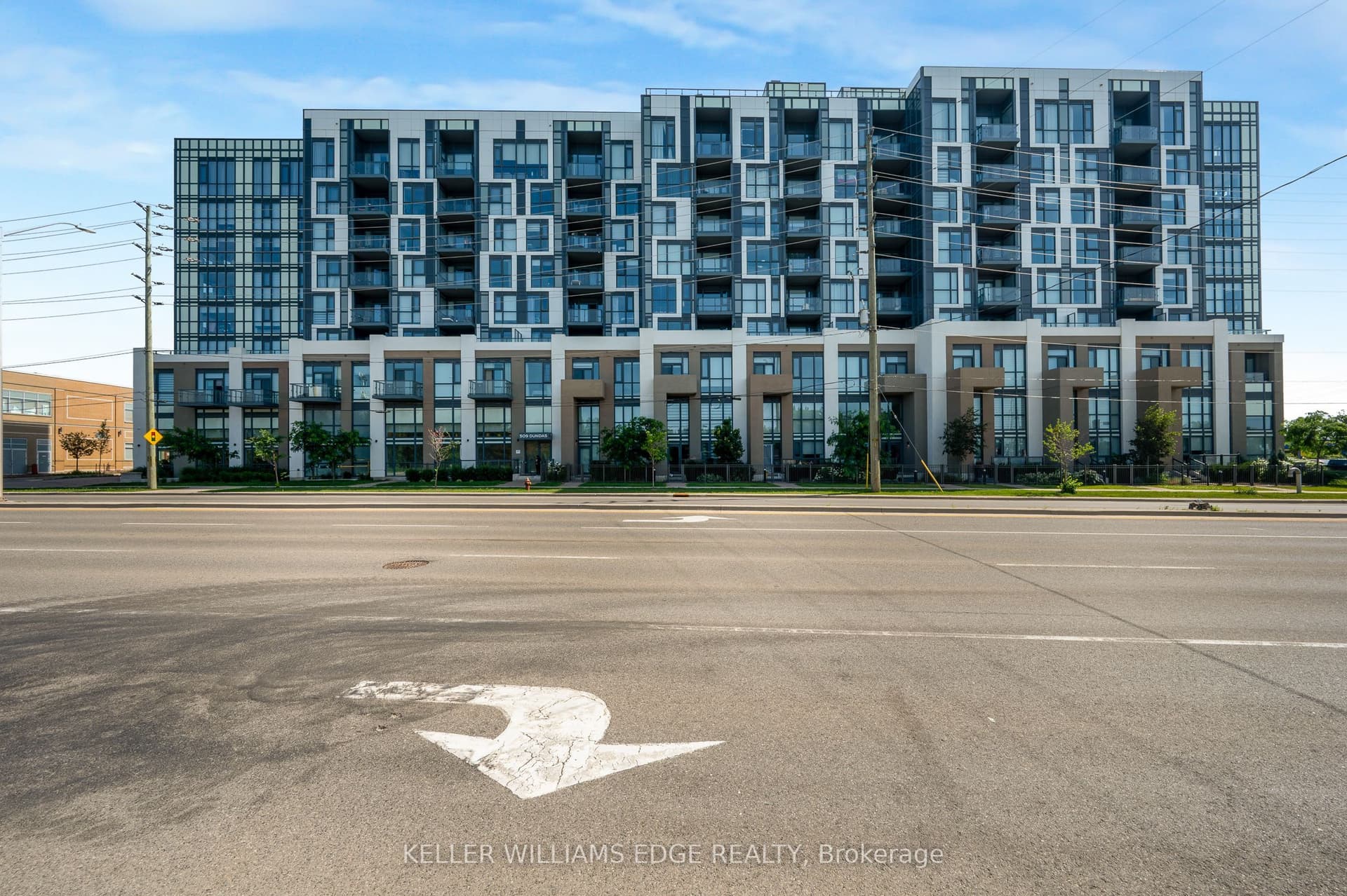 Suite 305 · Floor 3, Unit 305 · 509 Dundas St W