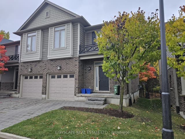 Leasehold Condo at 112 North Centre Road 50, London North, ON N5X 0G9