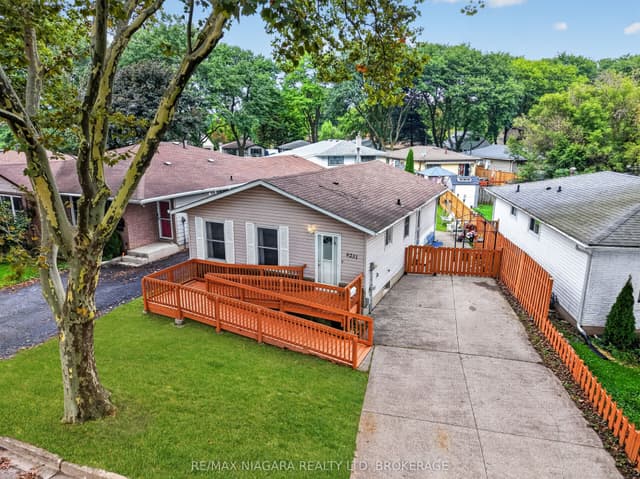 Detached at 6231 Johnson Drive, Niagara Falls, ON L2J 3J6