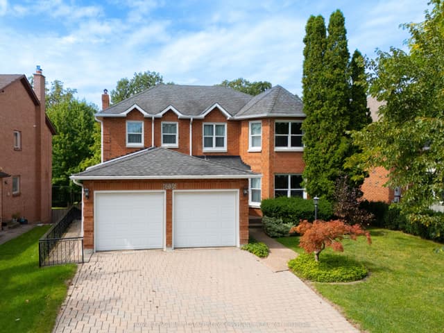 Detached at 6036 St. Ives Way, Mississauga, ON L5N 4M1