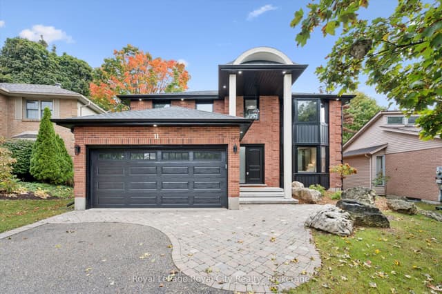 Detached at 11 Bridlewood Drive, Guelph, ON N1G 4A5