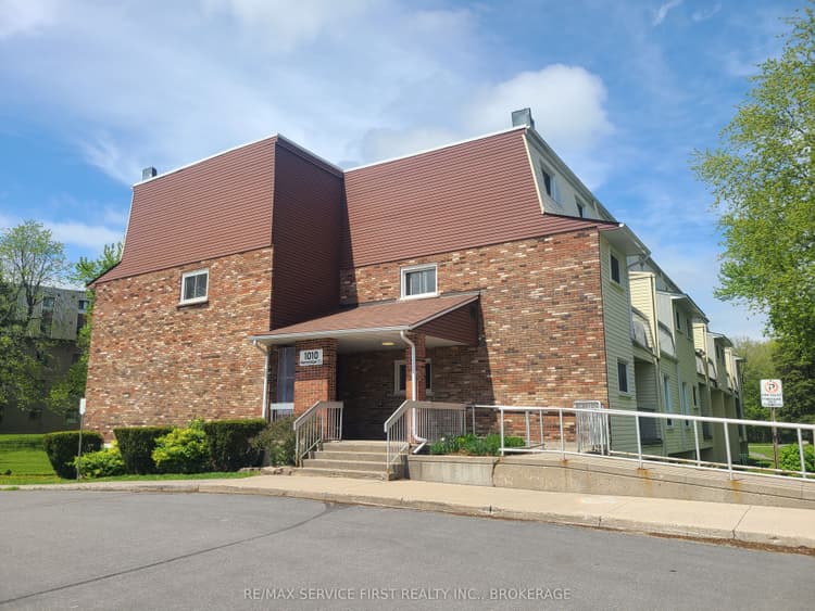 1010 Pembridge Crescent
