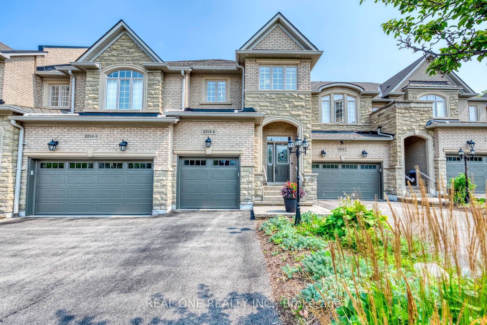 Suite 6, Unit 6 · 2254 Rockingham Dr