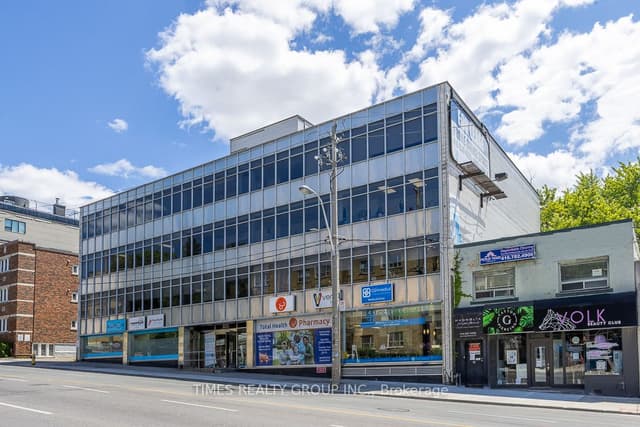 Office at 801 Eglinton Avenue W 400, Toronto, ON M5N 1E3, Toronto C03
