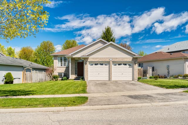 Detached at 1761 Devos Drive, London North, ON N5X 4H9