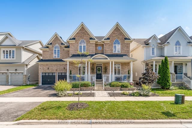 Detached at 31 The Queensway, Barrie, ON L4M 7H5