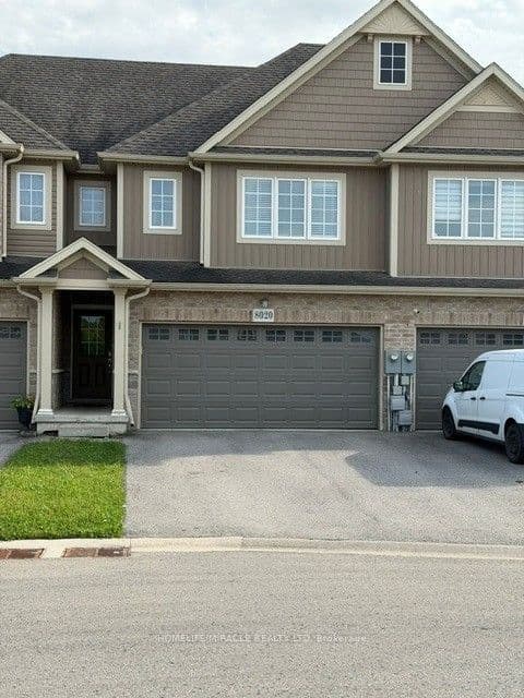 Att/Row/Townhouse at 8020 Cole Court, Niagara Falls, ON L2G 0H8