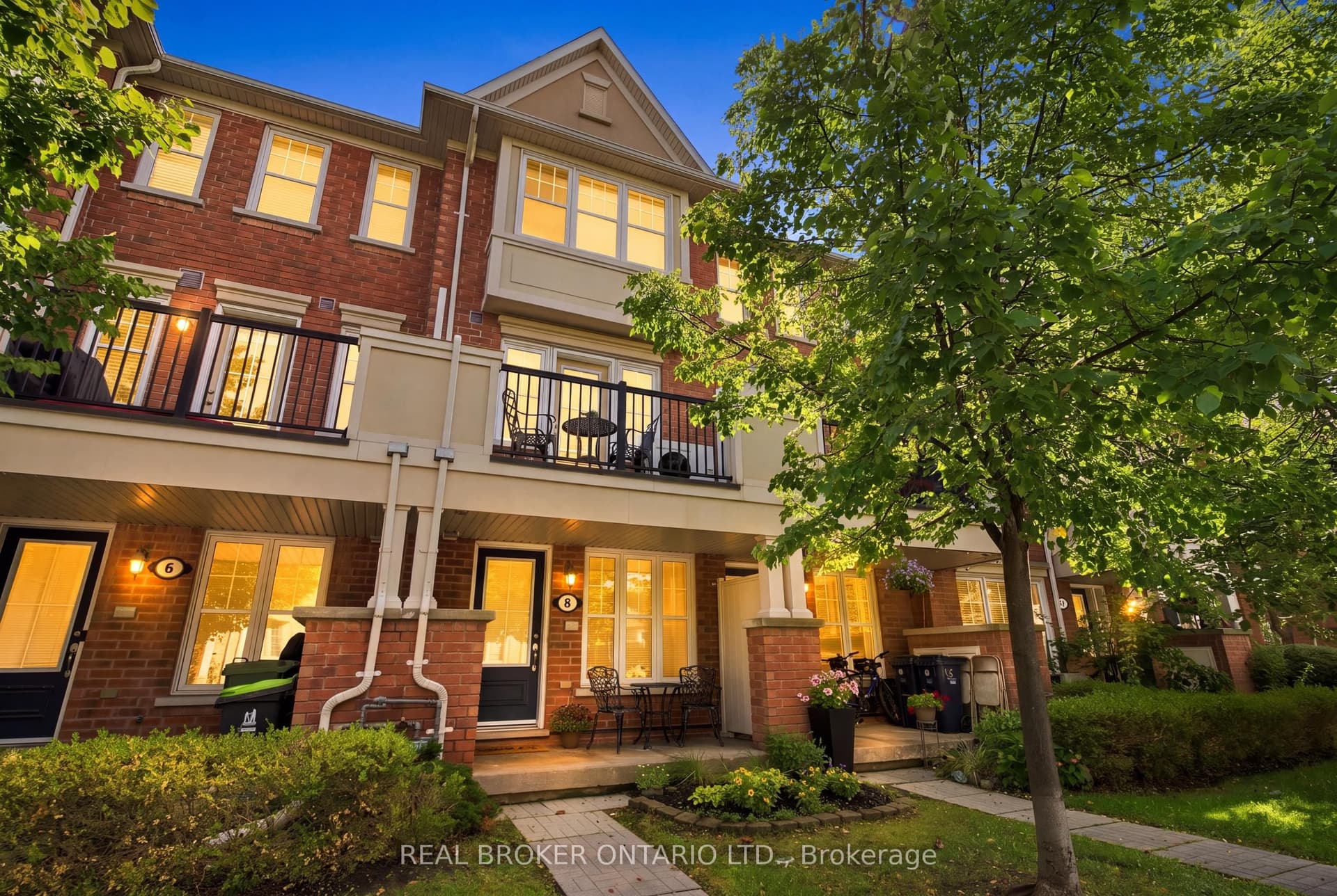 8 Ayers Cres, 8 Ayers Cres