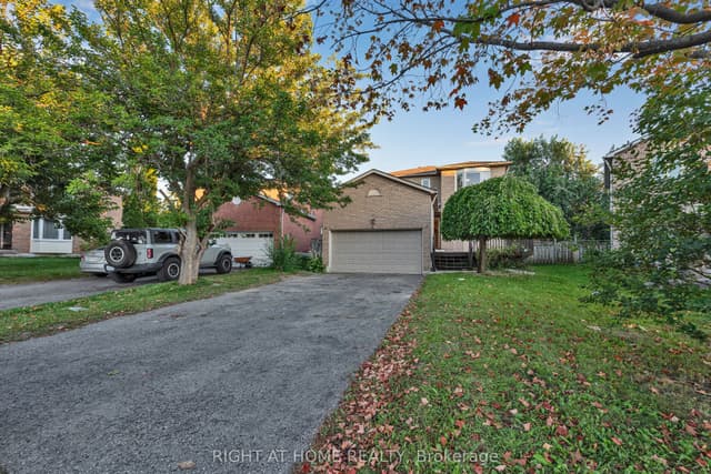 Detached at 45 Blair Crescent, Barrie, ON L4M 5Y6