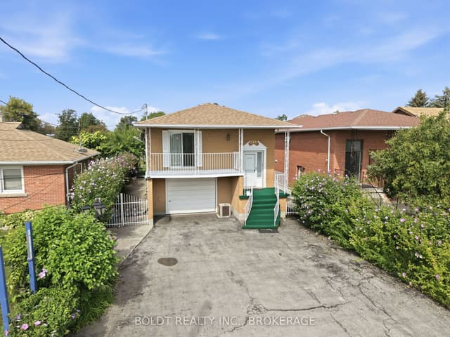 Detached at 233 Fruitland Road, Hamilton, ON L8E 5J8