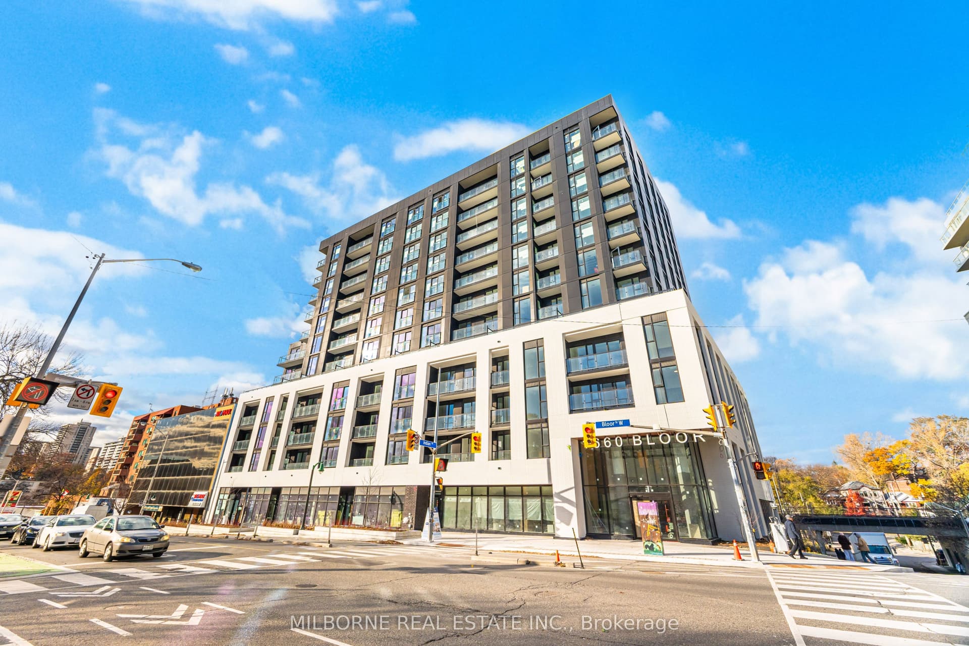 Suite 909 · Floor 9, Unit 909 · 1660 Bloor St W