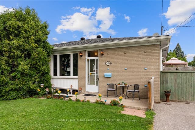 Semi-Detached at 1014 Dunlop Street E, Whitby, ON L1N 1T4