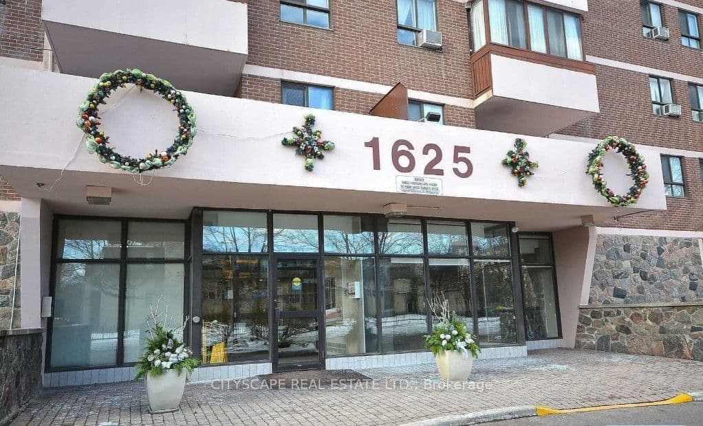 1625 Bloor Street in L4X