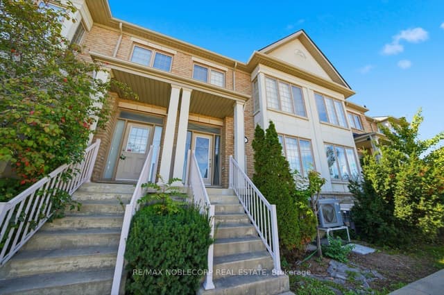 Att/Row/Townhouse at 8900 Bathurst Street 37, Vaughan, ON L4J 8A7