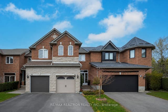Att/Row/Townhouse at 36 Edgemont Court, Richmond Hill, ON L4S 2H8