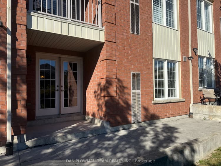 82 Petra Way