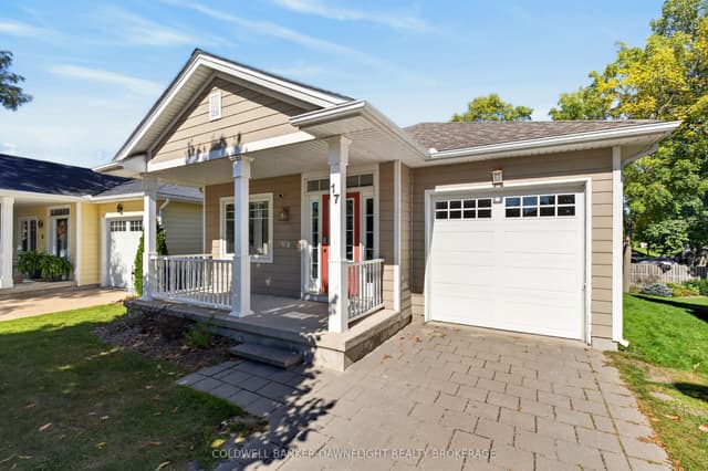 Detached at 17 Village Gate, Lambton Shores, ON N0M 1T0