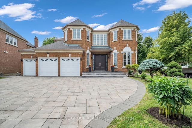 Detached at 47 Hillhurst Drive, Richmond Hill, ON L4B 2V3