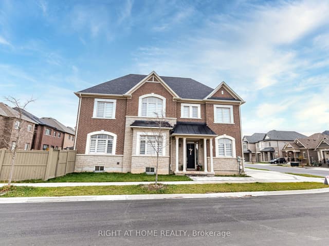 Detached at 95 Viva Gardens, Oakville, ON L6H 0Z2