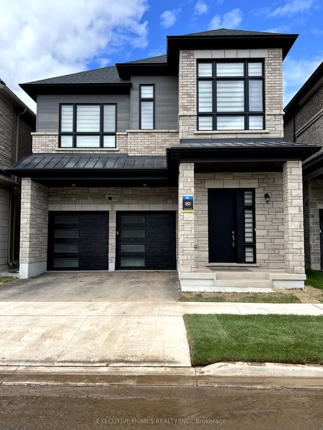 Detached at 1371 Peony Path, Oakville, ON L6H 7Z8