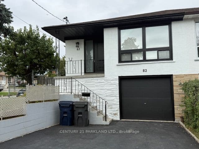 Semi-Detached at 82 Verobeach Boulevard Basement, Toronto, ON M9M 1P9, Toronto W05