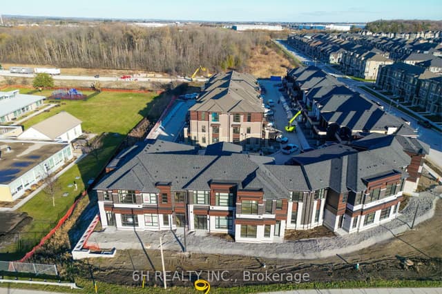 Att/Row/Townhouse at Richmond Hill, ON