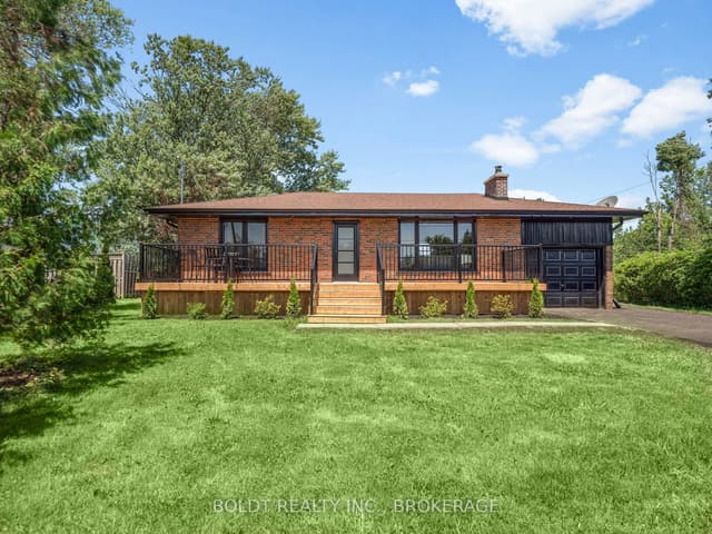 Detached at 6221 Lyons Creek Road, Niagara Falls, ON L2G 0L9