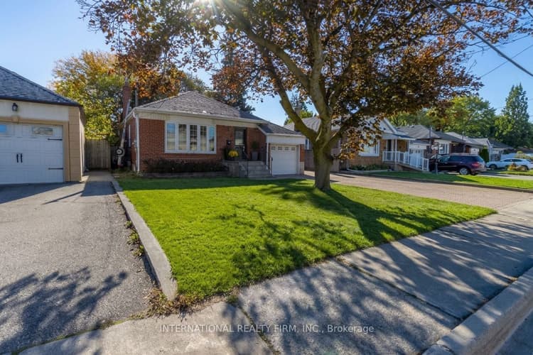 582 South Service Road