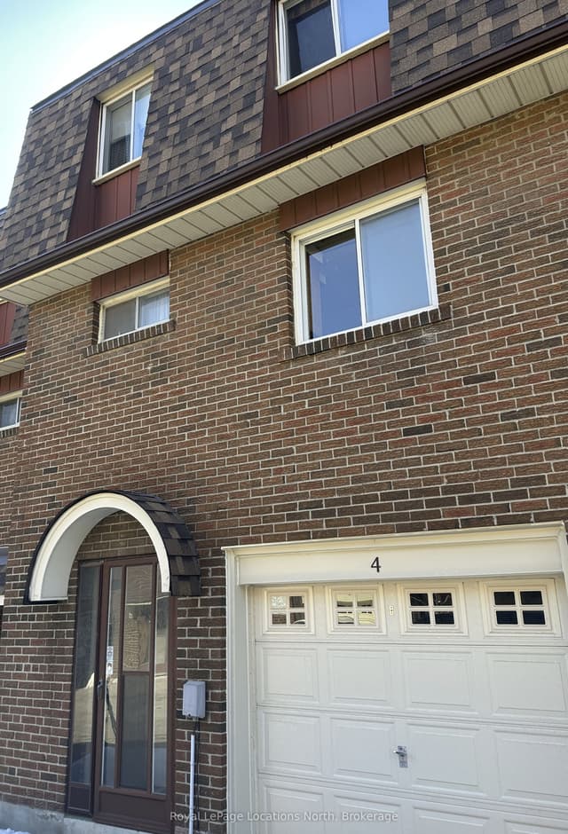 Condo Townhouse at 431 Military Trail 4, Toronto, ON M1E 4E8, Toronto E09
