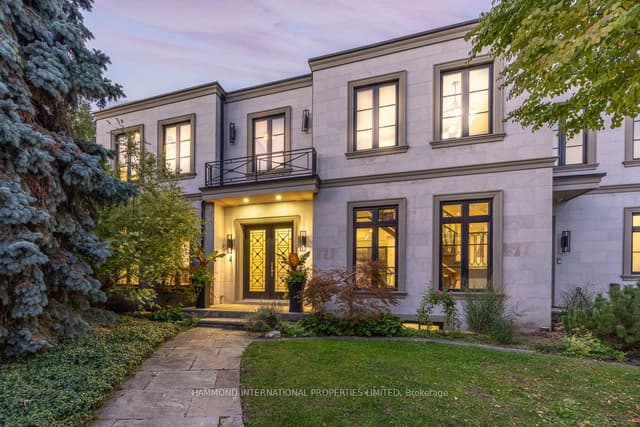 Detached at 4 Braywin Drive, Toronto, ON M9P 2P1, Toronto W09
