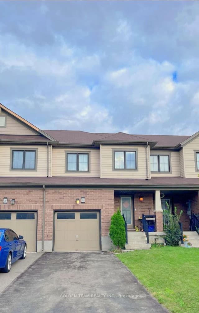 Att/Row/Townhouse at 38 Sherway Street, Hamilton, ON L8J 0L3