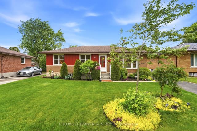 Detached at 84 Dumbarton Street, Guelph, ON N1E 3T7