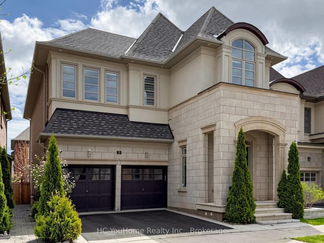 Detached at 70 Threshing Mill Boulevard, Oakville, ON L6H 0V6