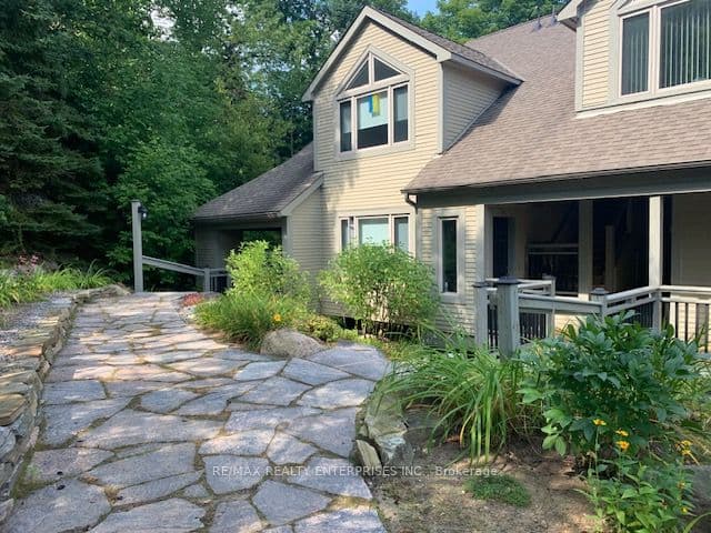 Condo Townhouse at 4031 Grandview Forest Hill Drive 11, Huntsville, ON P1H 2J5