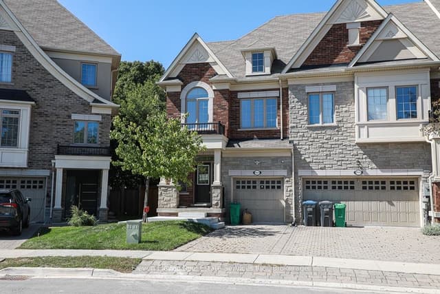 Att/Row/Townhouse at 1557 Eglinton Avenue W Upper, Mississauga, ON L5M 7C1