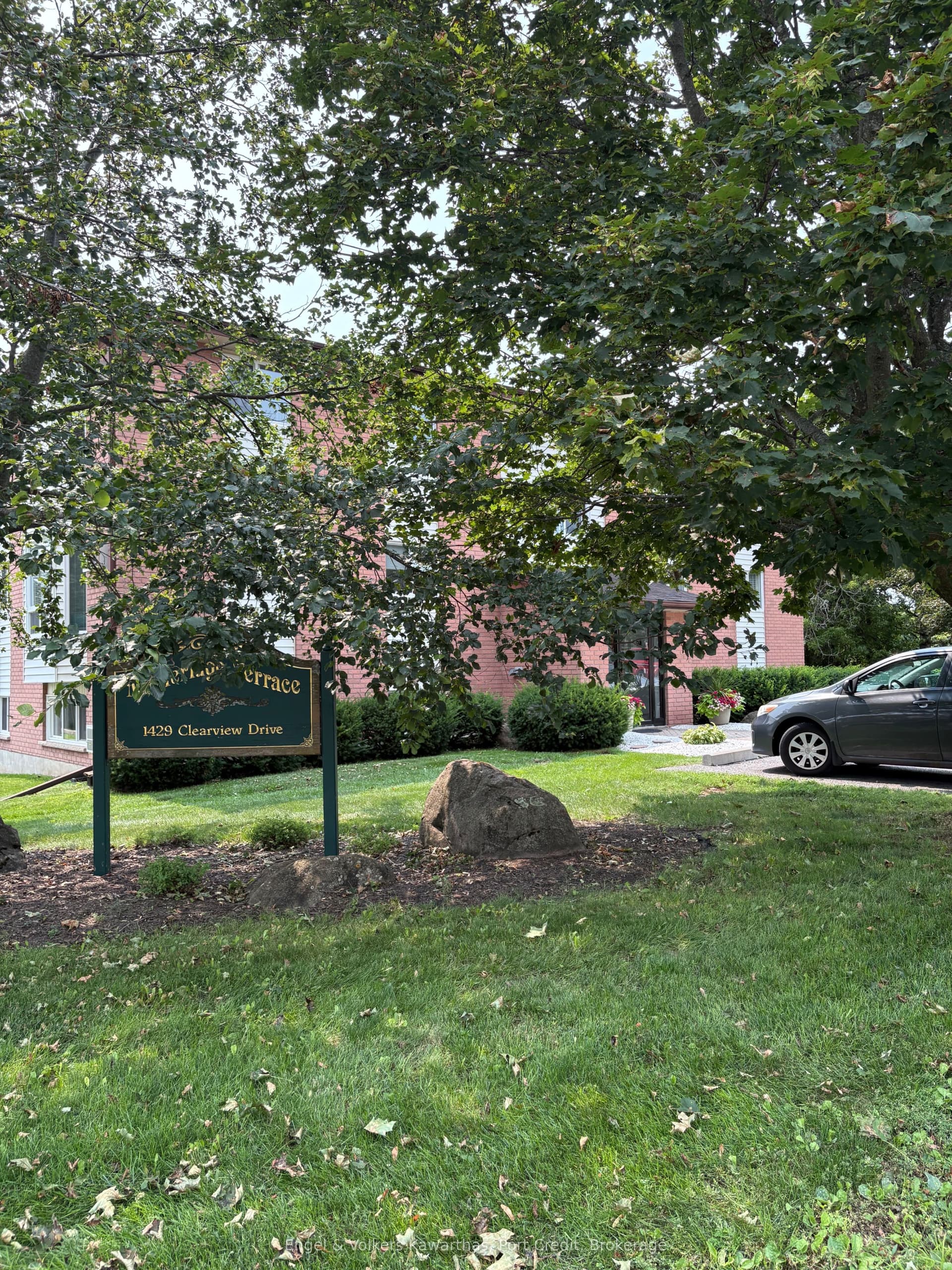 Suite 204 · Floor 2, Unit 204 · 1429 Clearview Dr