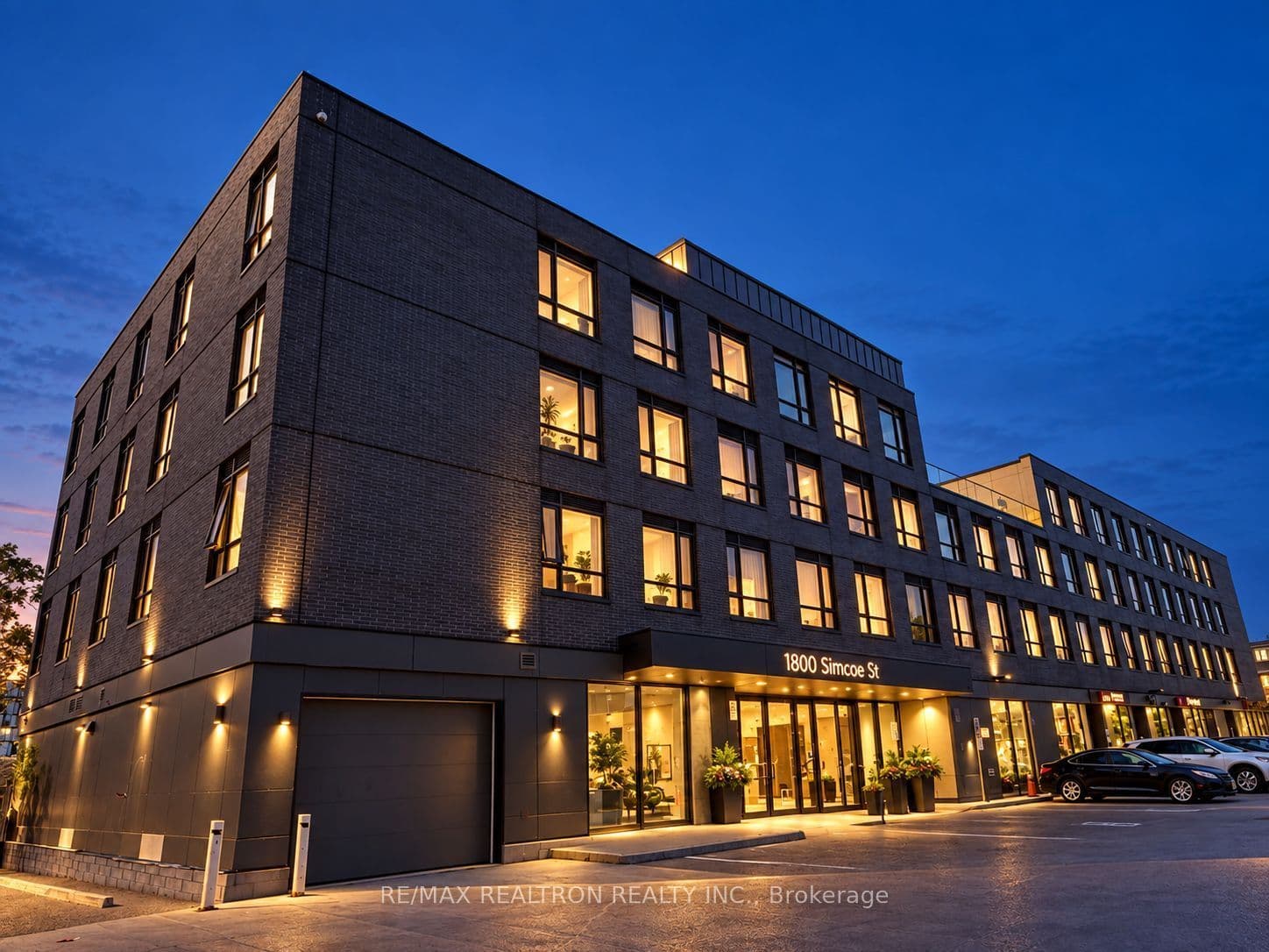 Suite 401 · Floor 4, Unit 401 · 1800 Simcoe St N