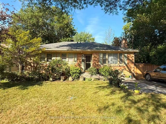 Detached at 68 Bridgeport Street BSMT, Richmond Hill, ON L4C 3W1