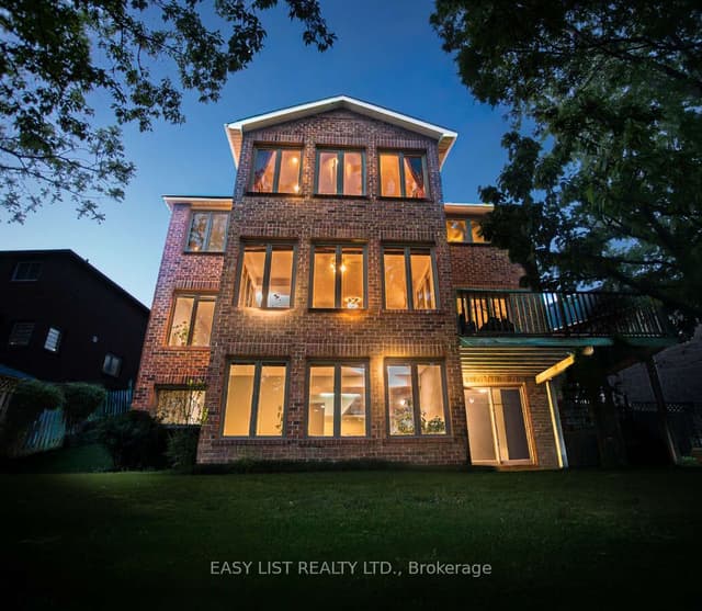 Detached at 208 Anastasia Terrace, Mississauga, ON L5B 3A6