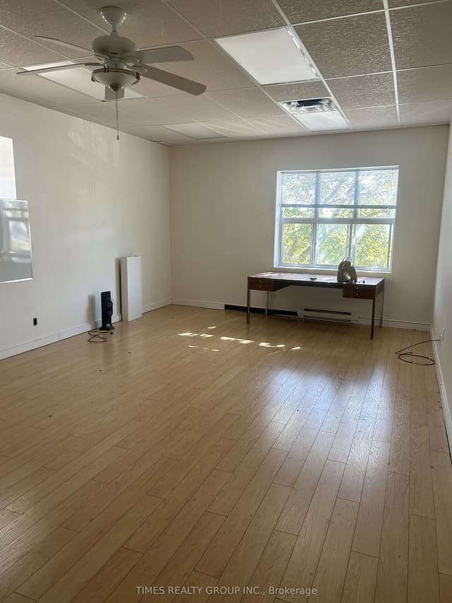 Office at 1234 Kingston Road 114, Toronto, ON M1N 1P4, Toronto E06