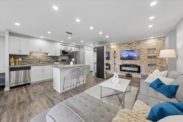 Condo Apartment at 90 Ling Road 907, Toronto, ON M1E 4Y3, Toronto E10