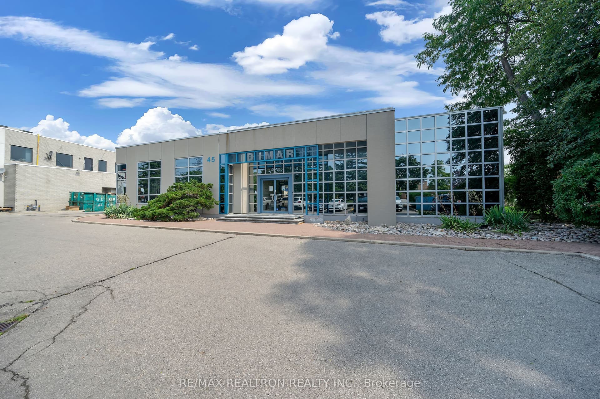 45 Tandem Road — Vaughan